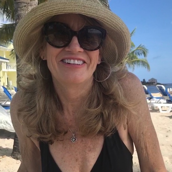 Meet your Posher, Ruthie - Picture 1 of 1